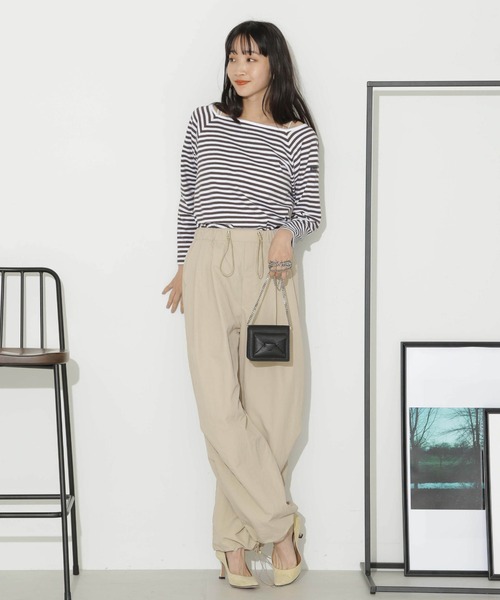 NANO universe(ナノユニバース)の「ナイロンドロストパンツ(その他パンツ・レディース・ブラック/ベージュ/モカ・FREE)」の6枚目の写真