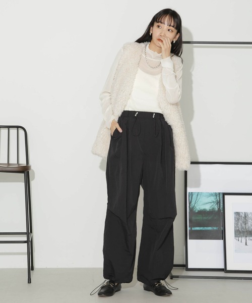 NANO universe(ナノユニバース)の「ナイロンドロストパンツ(その他パンツ・レディース・ブラック/ベージュ/モカ・FREE)」の21枚目の写真