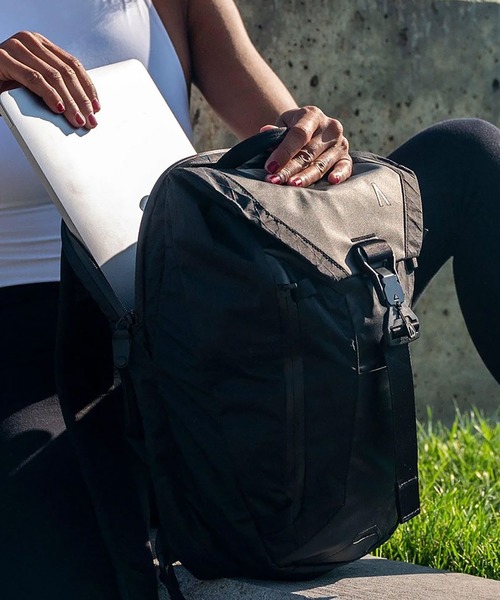 Boundary Supply（バウンダリーサプライ）の「ERRANT SLING X-PAC