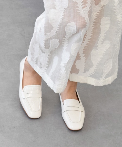 FABIO RUSCONI(ファビオルスコーニ)の「【FABIO RUSCONI】スクエアトウサケットフラットローファー(F41603)(ローファー・レディース・ブラック系その他/ライトグレー/アイボリー/シルバー・37/36/39/38/35)」の10枚目の写真