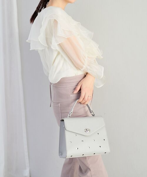 MAJESTIC LEGON(マジェスティックレゴン)の「manyハートハンドバッグ(ハンドバッグ・レディース・アイボリー/ブラック/グレイッシュベージュ・FREE)」の12枚目の写真