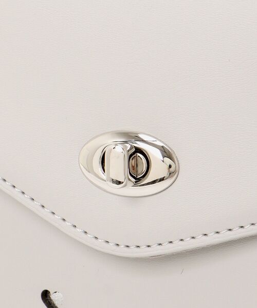 MAJESTIC LEGON(マジェスティックレゴン)の「manyハートハンドバッグ(ハンドバッグ・レディース・アイボリー/ブラック/グレイッシュベージュ・FREE)」の19枚目の写真