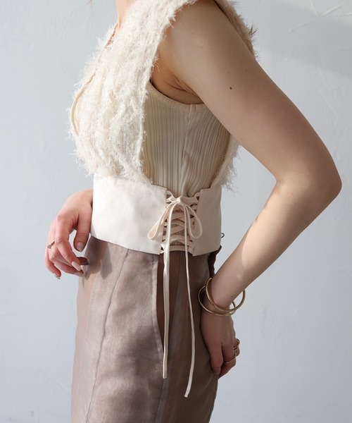 CLEIO（クレイオ）の「【CLEIO】サイドレースアップジャガードビスチェ（ベスト・レディース・ブラック/アイボリー・FREE）」の7枚目の写真