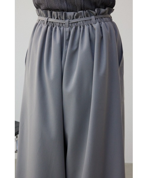 AZUL by moussy（アズールバイマウジー）の「ソフトタッチギャザーワイドパンツ（その他パンツ・レディース・ベージュ/グレー/ブラック・SMALL/MEDIUM）」の12枚目の写真