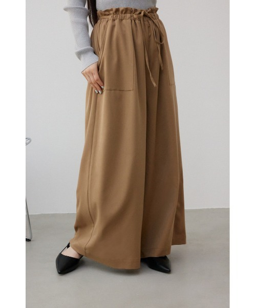 AZUL by moussy（アズールバイマウジー）の「ソフトタッチギャザーワイドパンツ（その他パンツ・レディース・ベージュ/グレー/ブラック・SMALL/MEDIUM）」の15枚目の写真