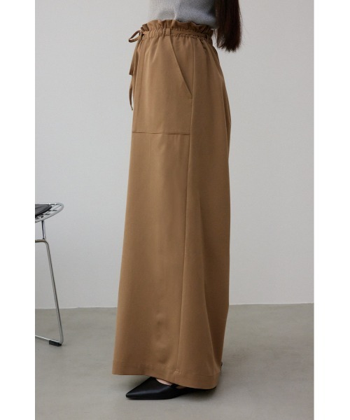 AZUL by moussy（アズールバイマウジー）の「ソフトタッチギャザーワイドパンツ（その他パンツ・レディース・ベージュ/グレー/ブラック・SMALL/MEDIUM）」の19枚目の写真