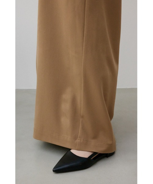 AZUL by moussy（アズールバイマウジー）の「ソフトタッチギャザーワイドパンツ（その他パンツ・レディース・ベージュ/グレー/ブラック・SMALL/MEDIUM）」の4枚目の写真