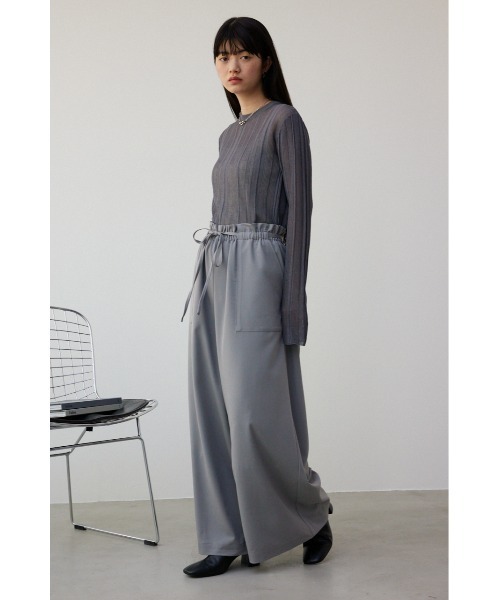 AZUL by moussy（アズールバイマウジー）の「ソフトタッチギャザーワイドパンツ（その他パンツ・レディース・ベージュ/グレー/ブラック・SMALL/MEDIUM）」の6枚目の写真