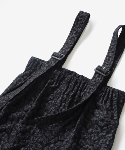 antiqua(アンティカ)の「ジャガードジャンパースカート(ワンピース・キッズ・ブラック・160/150/140)」の3枚目の写真