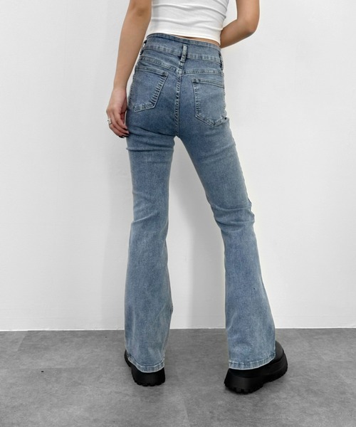 LVEU.(ラブユ.)の「【LVEU.】ストレッチフレアデニムパンツ / ボトムス パンツ デニム ダブルボタン ポケット タイト フレア ブーツカット 色落ち ヴィンテージ ブラック グレー インディゴ ブルー(デニムパンツ・レディース・ブラック/グレー/ブルー・FREE)」の12枚目の写真
