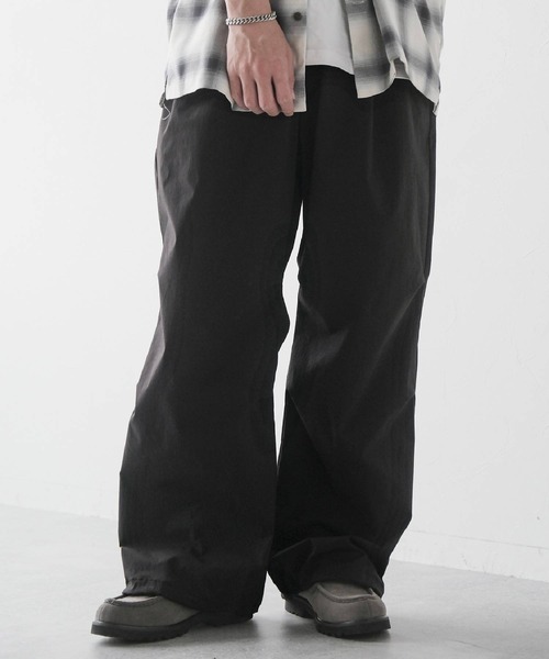 RAGEBLUE（レイジブルー）の「ナイロンカラールーズイージーパンツ（スウェットパンツ・メンズ・グレー/ブルー/ブラック/ホワイト/ピンク系その他・SMALL/MEDIUM/LARGE）」の3枚目の写真