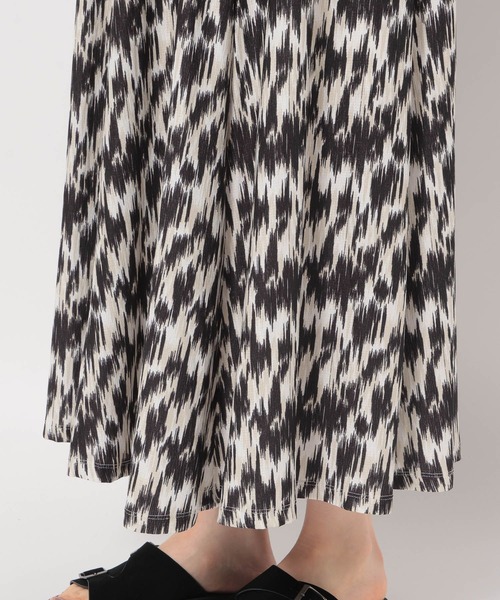 LEPSIM（レプシィム）の「楊柳フレアスカート　111924（スカート・レディース・アイボリー/ブルー/ブラック・FREE）」の15枚目の写真