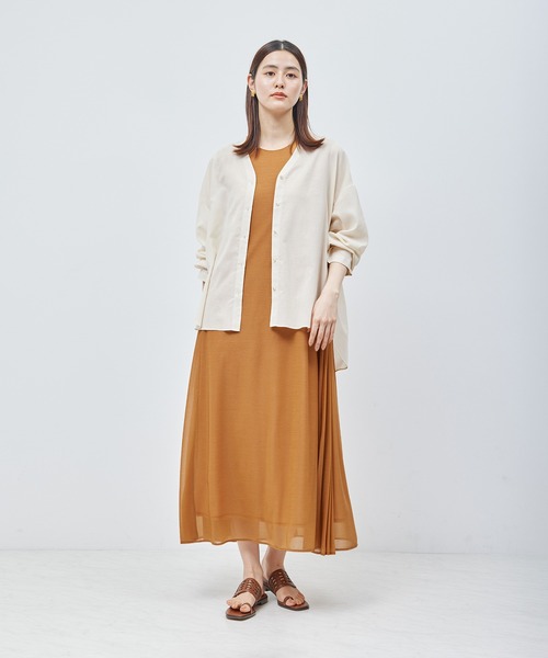 ROPE'（ロペ）の「【新色追加】エスパンディサイドプリーツワンピース【WEB限定/一部店舗限定】【メディア掲載】（ワンピース・レディース・レッド系その他/ベージュ系その他/ブラック/サックスブルー/ワイン/ダークブラウン・FREE）」の21枚目の写真