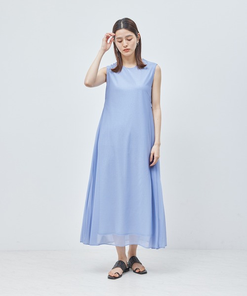 ROPE'（ロペ）の「【新色追加】エスパンディサイドプリーツワンピース【WEB限定/一部店舗限定】【メディア掲載】（ワンピース・レディース・レッド系その他/ベージュ系その他/ブラック/サックスブルー/ワイン/ダークブラウン・FREE）」の22枚目の写真