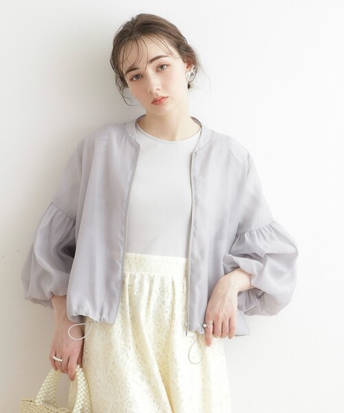 couture brooch(クチュールブローチ)の「◆【ロングシーズン対応/うす軽アウター】袖バルーンブルゾン(ブルゾン・レディース・ライトグレー/サンドベージュ/ブラック・38/42)」の1枚目の写真
