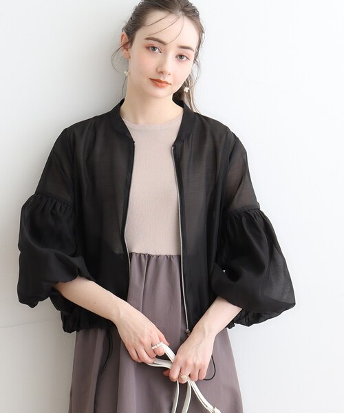couture brooch(クチュールブローチ)の「◆【ロングシーズン対応/うす軽アウター】袖バルーンブルゾン(ブルゾン・レディース・ライトグレー/サンドベージュ/ブラック・38/42)」の2枚目の写真