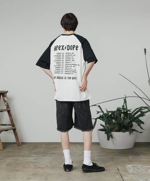 ALL RUNS（オールランズ）の「ダメージペイントデニムハーフパンツ（デニムパンツ・メンズ・ブルー/ブラック・M/L/XL）」の14枚目の写真