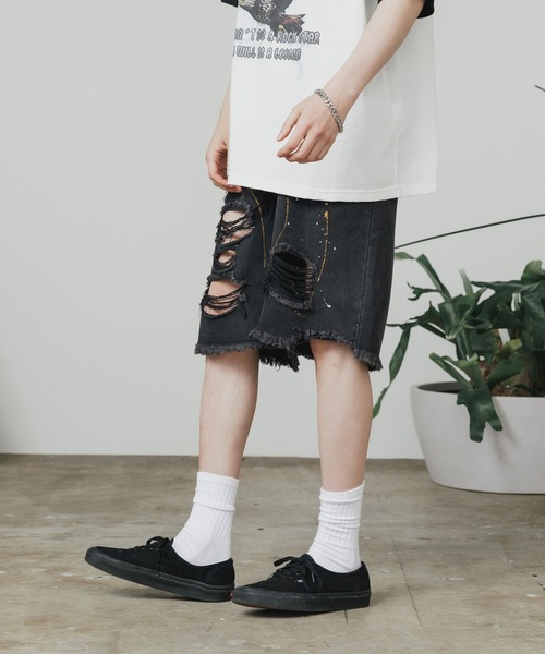 ALL RUNS（オールランズ）の「ダメージペイントデニムハーフパンツ（デニムパンツ・メンズ・ブルー/ブラック・M/L/XL）」の12枚目の写真