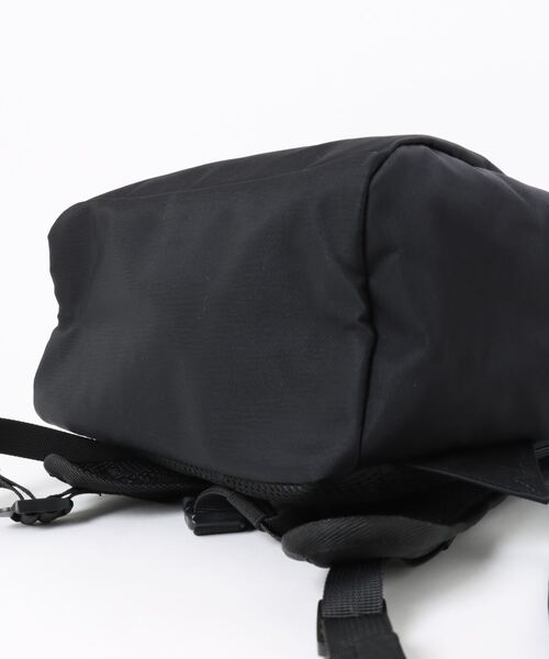 MOOMIN（ムーミン）の「ムーミン リュック 撥水ナイロン 軽量 大容量 RMNL-04（ショルダーバッグ・レディース・レッド/グリーン/グレー/ブラック・FREE）」の6枚目の写真