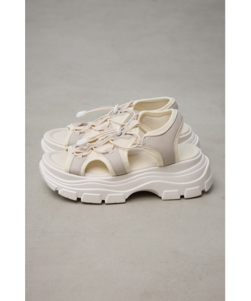 AZUL by moussy(アズールバイマウジー)の「スポーティーサンダル(サンダル・レディース・アイボリー/ブラック/ブラック系その他・MEDIUM/SMALL/LARGE)」の6枚目の写真