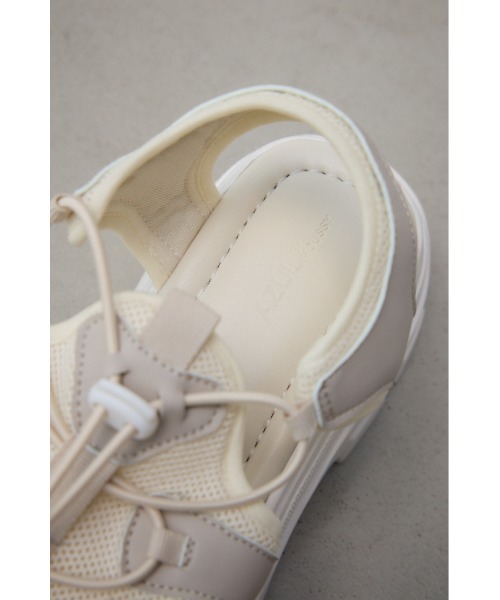 AZUL by moussy(アズールバイマウジー)の「スポーティーサンダル(サンダル・レディース・アイボリー/ブラック/ブラック系その他・MEDIUM/SMALL/LARGE)」の12枚目の写真