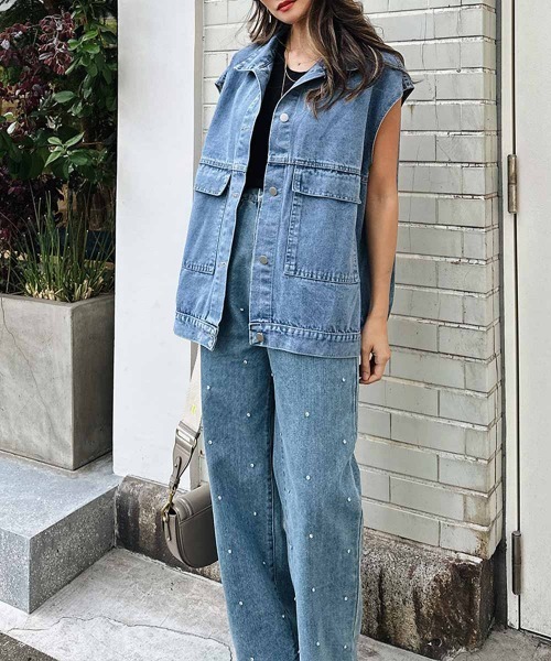 esutoreja(エストレジャ)の「デニムベスト(デニムジャケット・レディース・ブラック/ブルー・FREE)」の4枚目の写真