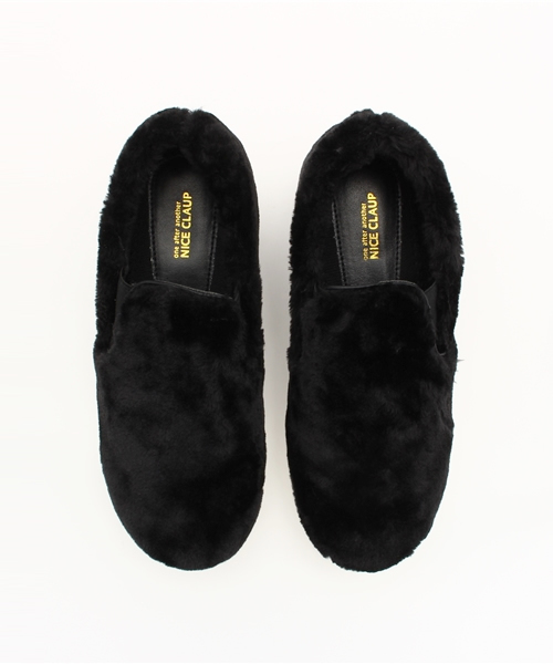 one after another NICE CLAUP（ワンアフターアナザーナイスクラップ）の「【ar12月号掲載 ナイスクラップ】ボアスリッポン（スニーカー・レディース・ブラック/グレー/アイボリー・LARGE/MEDIUM/SMALL）」の5枚目の写真