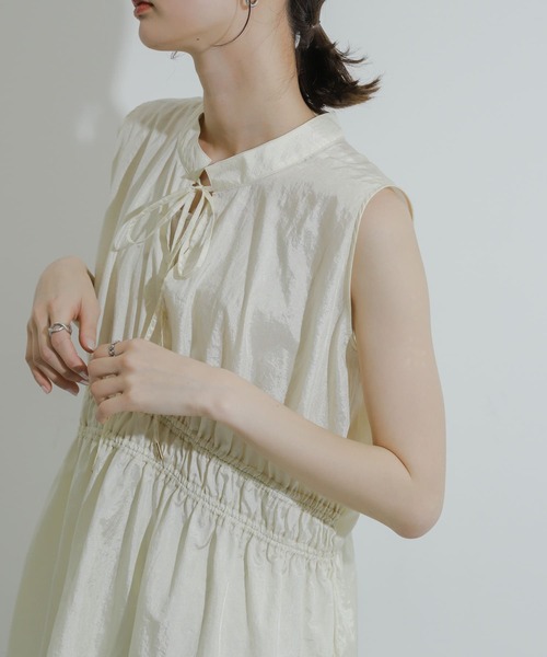 SENSE OF PLACE by URBAN RESEARCH（センスオブプレイスバイアーバンリサーチ）の「2WAYランダムシャーリングブラウス（シャツ/ブラウス・レディース・ブラック/ライトピンク/オフホワイト・ONE）」の4枚目の写真