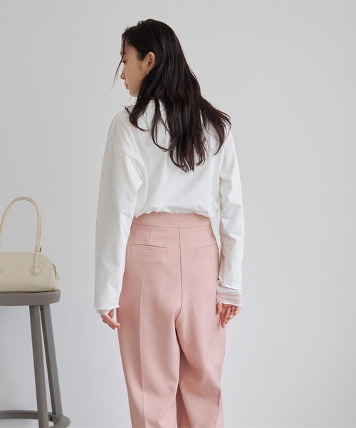 titivate（ティティベイト）の「シアードッキングロングスリーブTシャツ（Tシャツ/カットソー・レディース・ベージュ/オフホワイト/ブラック・FREE）」の4枚目の写真