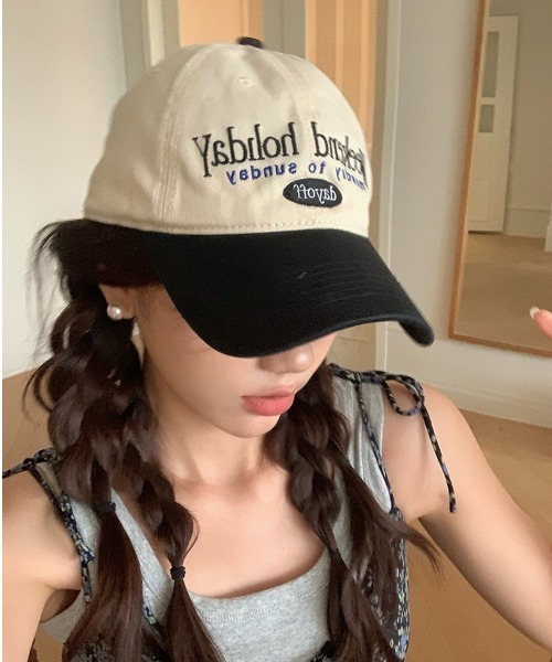 gossip！ロサンゼルス（ゴシップロサンゼルス）の「バイカラーロゴキャップ（キャップ・レディース・ブラック/グレー・FREE）」の2枚目の写真