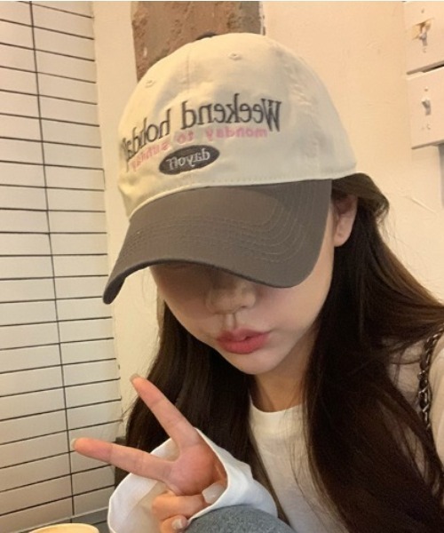 gossip！ロサンゼルス（ゴシップロサンゼルス）の「バイカラーロゴキャップ（キャップ・レディース・ブラック/グレー・FREE）」の14枚目の写真