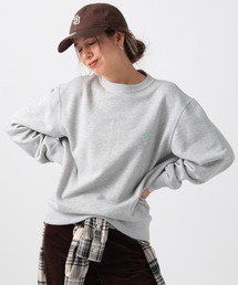 【Champion】[長いシーズン着られる裏毛素材]刺繍スウェット