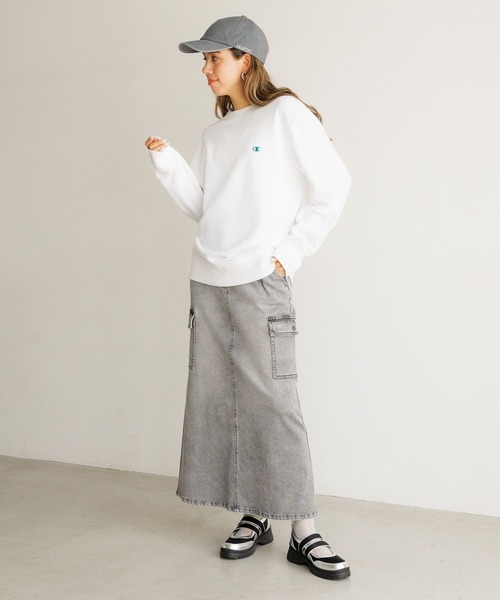 Champion（チャンピオン）の「【Champion】[長いシーズン着られる裏毛素材]刺繍スウェット（スウェット・レディース・オフホワイト/グレー/ナチュラル/グリーン/パープル/オレンジ・FREE）」の7枚目の写真