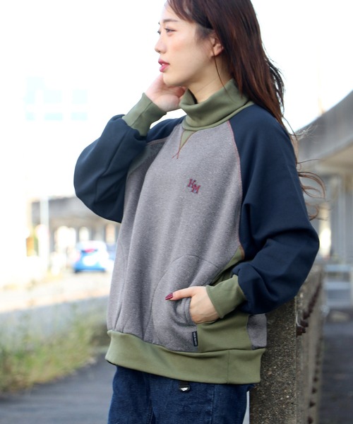 KRIFF MAYER Lady's Collection(クリフメイヤーレディースコレクション)の「裏起毛タートルネック(スウェット・レディース・チャコール/ピンク/カラフル/ナチュラル/グレー/カーキ・MEDIUM/LARGE)」の6枚目の写真