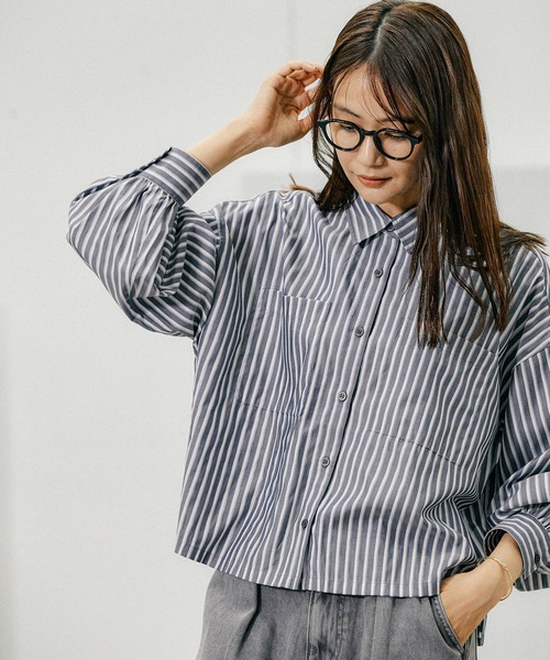 GLOBAL WORK(グローバルワーク)の「365日マイスタイルクロップドシャツ/115542(シャツ/ブラウス・レディース・ミント/ネイビー系8/ネイビー系9/ブルー系その他3/ブルー系7/スモークピンク・FREE)」の4枚目の写真
