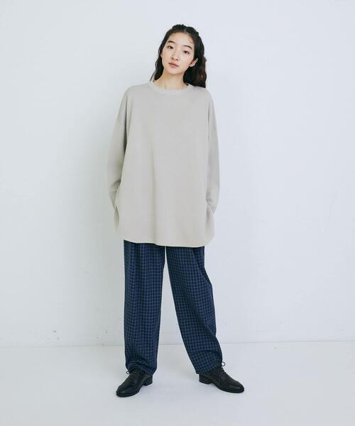 conges payes ADIEU TRISTESSE(コンジェ ペイエ アデュートリステス)の「◆ミラノリブポンチョプルオーバー(ニット/セーター・レディース・グレイッシュベージュ/ブラック/グレー・FREE)」の19枚目の写真