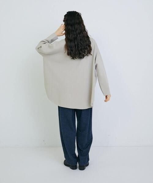 conges payes ADIEU TRISTESSE(コンジェ ペイエ アデュートリステス)の「◆ミラノリブポンチョプルオーバー(ニット/セーター・レディース・グレイッシュベージュ/ブラック/グレー・FREE)」の21枚目の写真