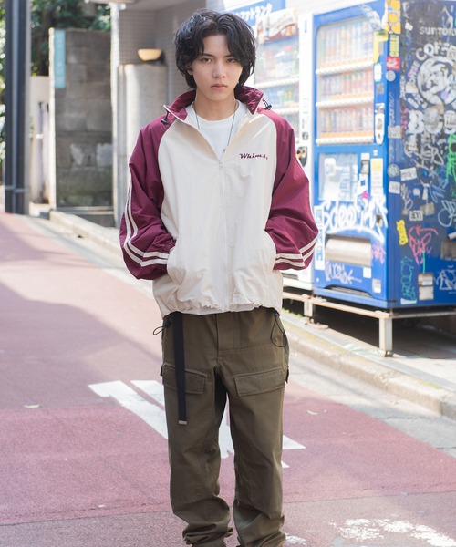 セール】front embroidery raglan sleeves nylon jacket