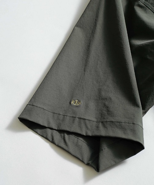 Kelen（ケレン）の「mpa3622-HARING アノラックシャツ フーディー（パーカー・メンズ・ベージュ系その他/ダークオリーブ/ブラック/カーキブラウン・38/40/42）」の17枚目の写真