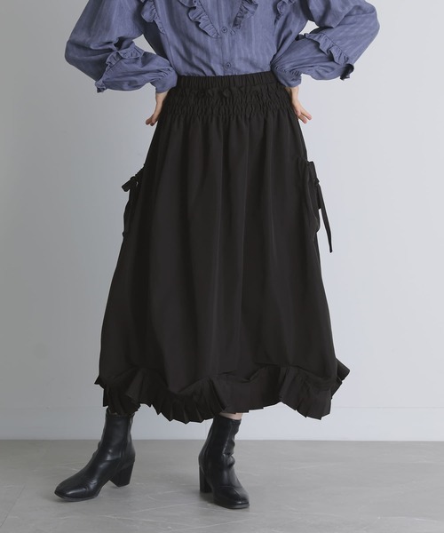 somari imagination（ソマリ イマジネーション）の「『ランダムヘムナイロンライクスカート』（スカート・レディース・カーキ/ブラック・1/2）」の4枚目の写真