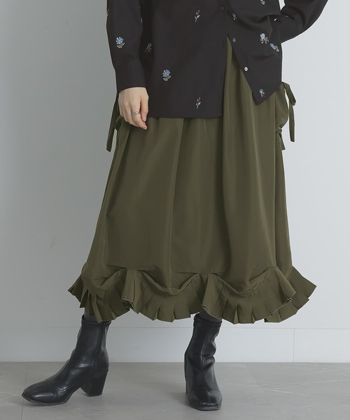somari imagination（ソマリ イマジネーション）の「『ランダムヘムナイロンライクスカート』（スカート・レディース・カーキ/ブラック・1/2）」の10枚目の写真