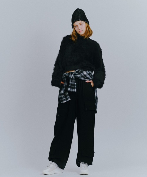 FOREVER 21(フォーエバー トゥエンティーワン)の「【2024FW】フワフワシャギー2WAYニットプルオーバー(ニット/セーター・レディース・ブラック/グレー/ナチュラル/ブルー/ピンク・FREE)」の10枚目の写真