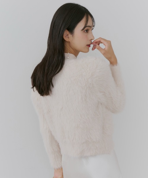 TITTY&CO.（ティティーアンドコー）の「リボンフェイクファーカーディガン（カーディガン/ボレロ・レディース・ベージュ/ピンク/アイボリー・FREE）」の8枚目の写真