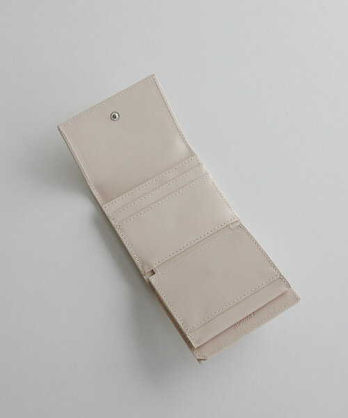 DISCOAT（ディスコート）の「スタッズ三つ折りウォレット（財布・レディース・シルバー/ピンク/ブラック/アイボリー・FREE）」の16枚目の写真