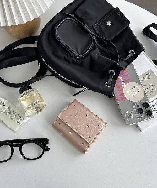 DISCOAT（ディスコート）の「スタッズ三つ折りウォレット（財布・レディース・シルバー/ピンク/ブラック/アイボリー・FREE）」の18枚目の写真