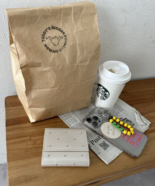 DISCOAT（ディスコート）の「スタッズ三つ折りウォレット（財布・レディース・シルバー/ピンク/ブラック/アイボリー・FREE）」の9枚目の写真