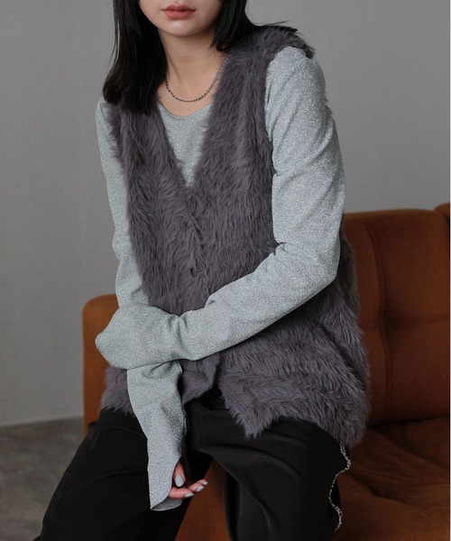 r.（アールドット）の「フェザーヤーン　フロント釦ベスト（ベスト・レディース・オフホワイト/グレー/チャコールグレー・FREE）」の14枚目の写真