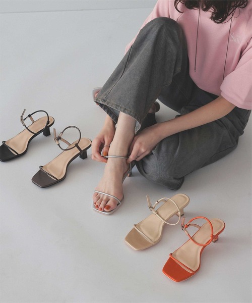 titivate（ティティベイト）の「スクエアトゥストラップサンダル（サンダル・レディース・ブラウン/オレンジ/ゴールド/シルバー/ブラック・LL/L/M/S）」の5枚目の写真