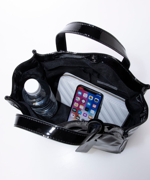 カシュカシュ cachecache / ソフトエナメルスクエア手提げトートS（トートバッグ）｜cache cache（カシュ カシュ）