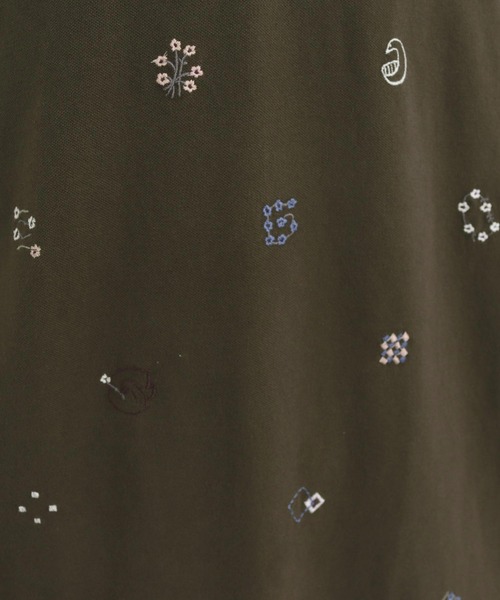 l'atelier du savon(アトリエドサボン)の「まるさんかくしかく刺繍 ポロシャツワンピース(ワンピース・レディース・カーキ/オフホワイト・FREE)」の22枚目の写真